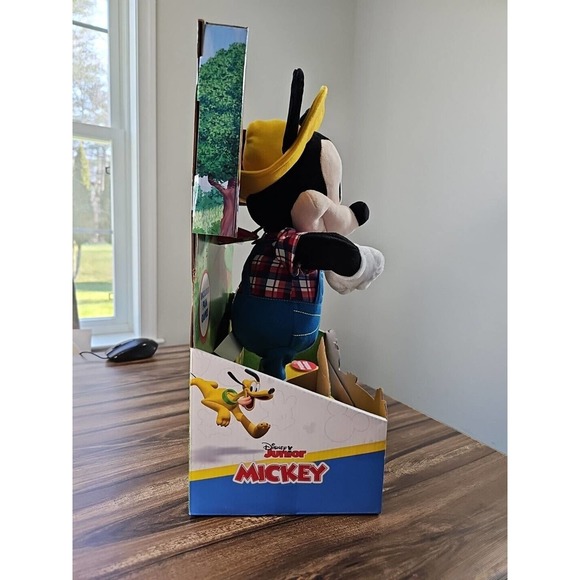 Disney Junior E-I-Oh! Mickey Mouse, Interactive Plush Toy, Sings "Old McDonald" - Picture 6 of 10